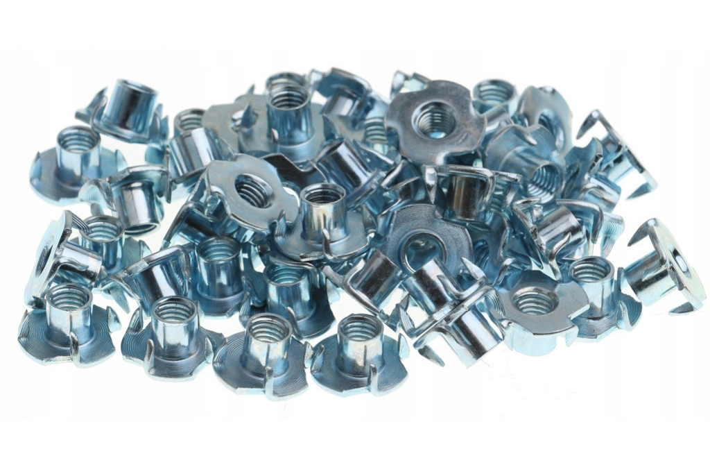 Come installare i dadi ad artiglio comunemente chiamati T-nuts?